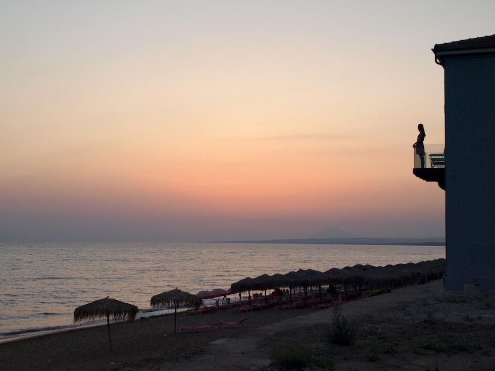 Dexamenes Seaside Hotel Kourouta Exterior foto